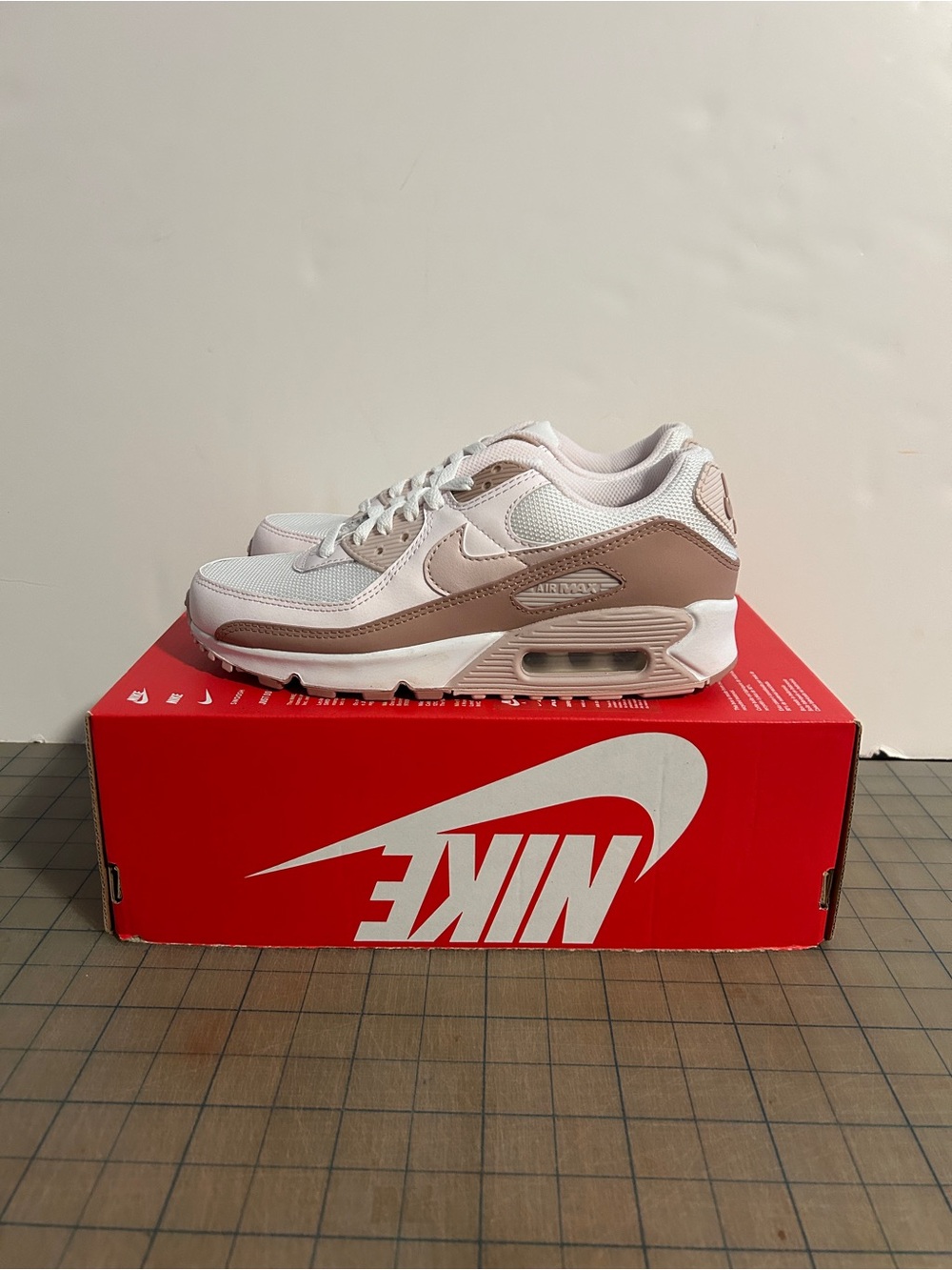 Nike Air Max 90 ‘Particle Pink Pearl Silt Red’ Womens